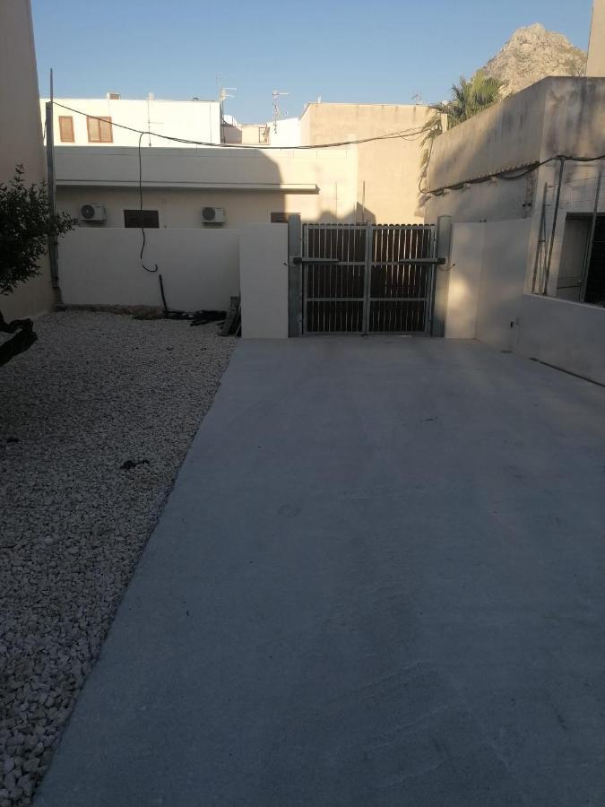 Akoya Apartments 산비토로카포 외부 사진